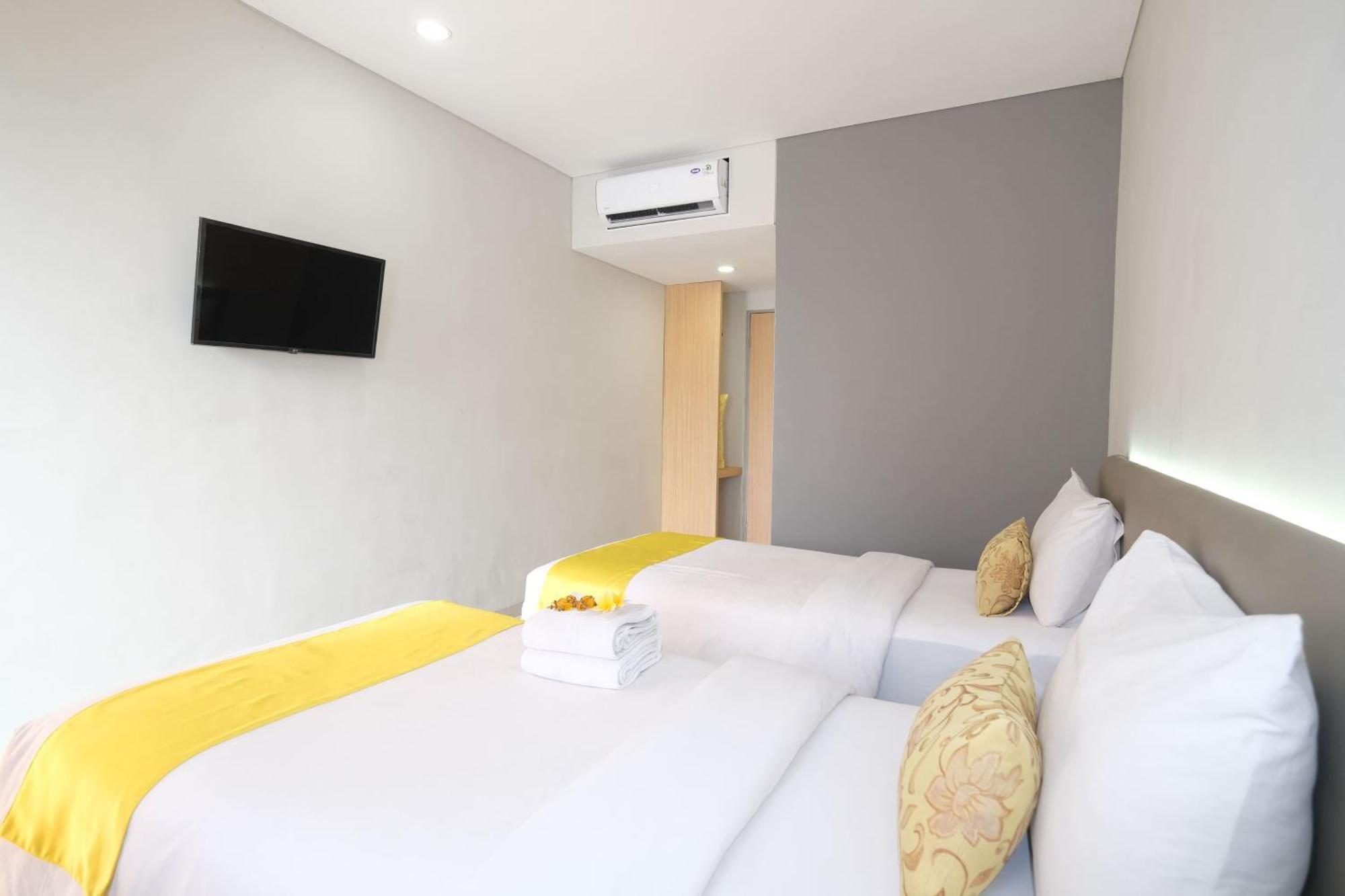S101 Hotels Semarang Exterior foto