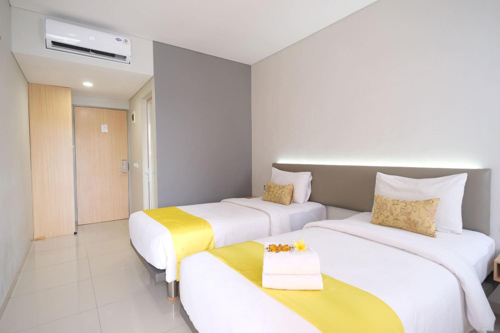 S101 Hotels Semarang Exterior foto
